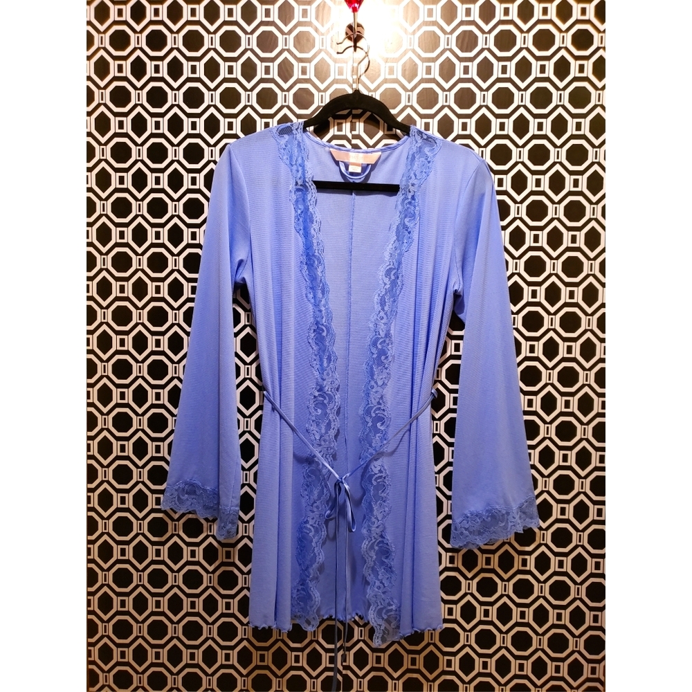 Victoria's Secret | Powder Blue Robe Size XS/S
